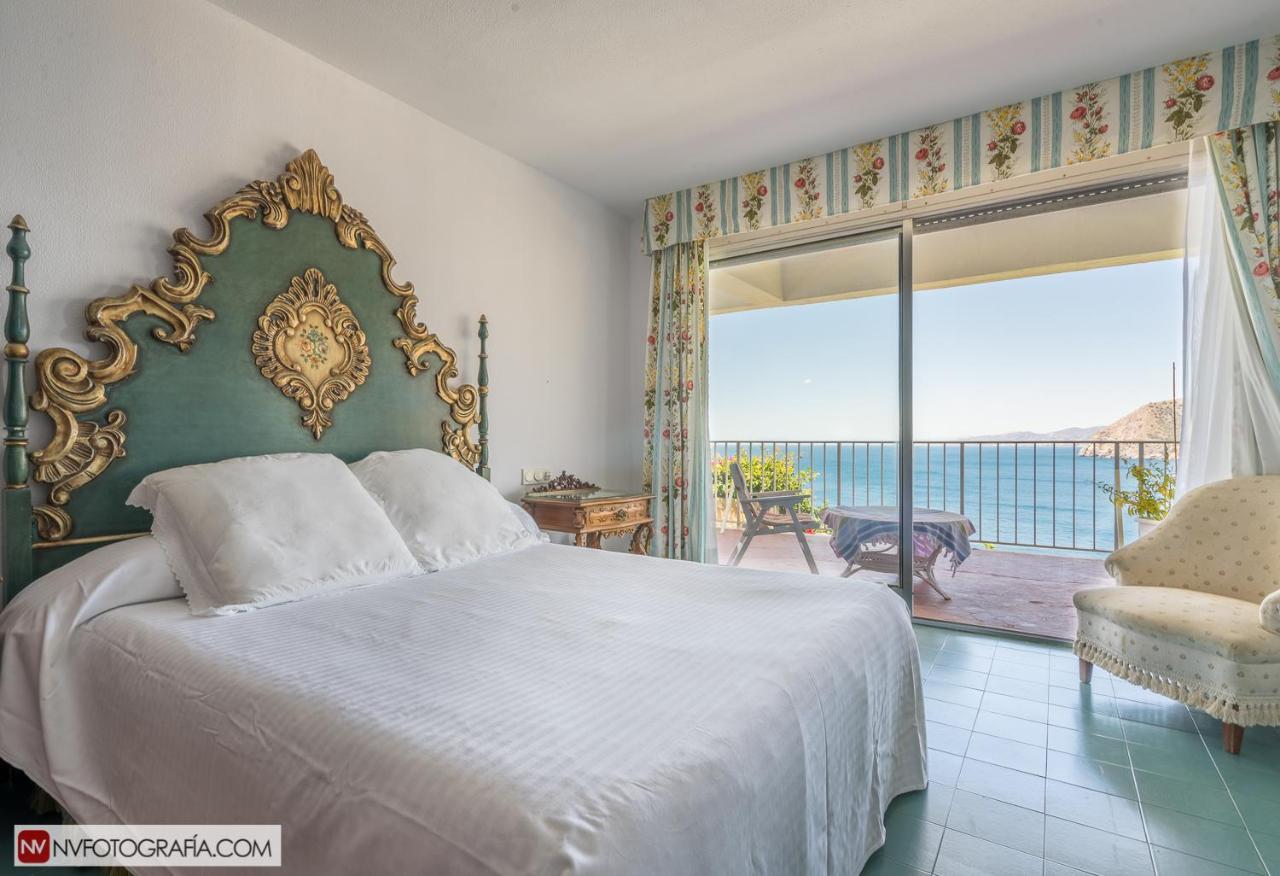 Villa Sobre El Mar Alboran La Herradura  Exteriör bild