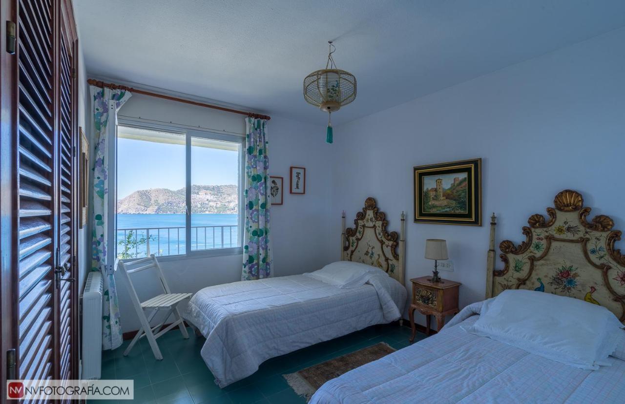 Villa Sobre El Mar Alboran La Herradura  Exteriör bild